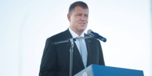 klaus-iohannis-masina-dacia-este-un-simbol-pentru-imaginea-romanilor-uzina-de-la-mioveni-are-o-contributie-importanta-la-pib-ul-romaniei-157378