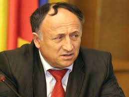 Bulf cere retragerea titlului de cetățean de onoare al Piteștului