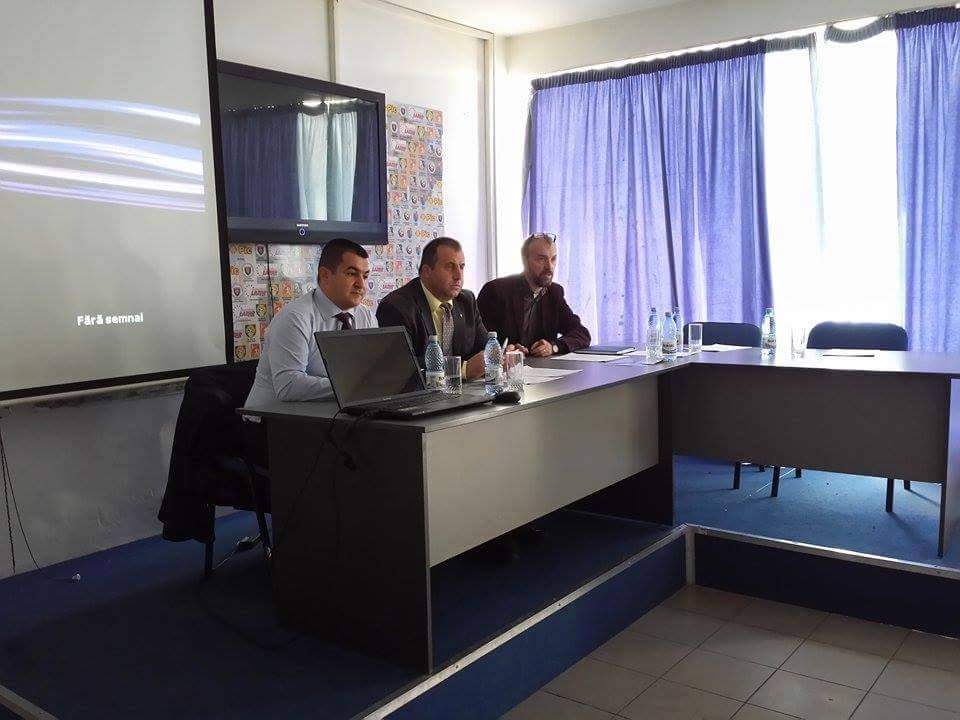 CREAREA CONSILIULUI CONSULTATIV PE PROBLEME DE TINERET ARGEŞ