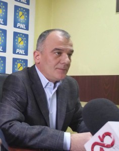 12591833_933927496661376_457308525_o