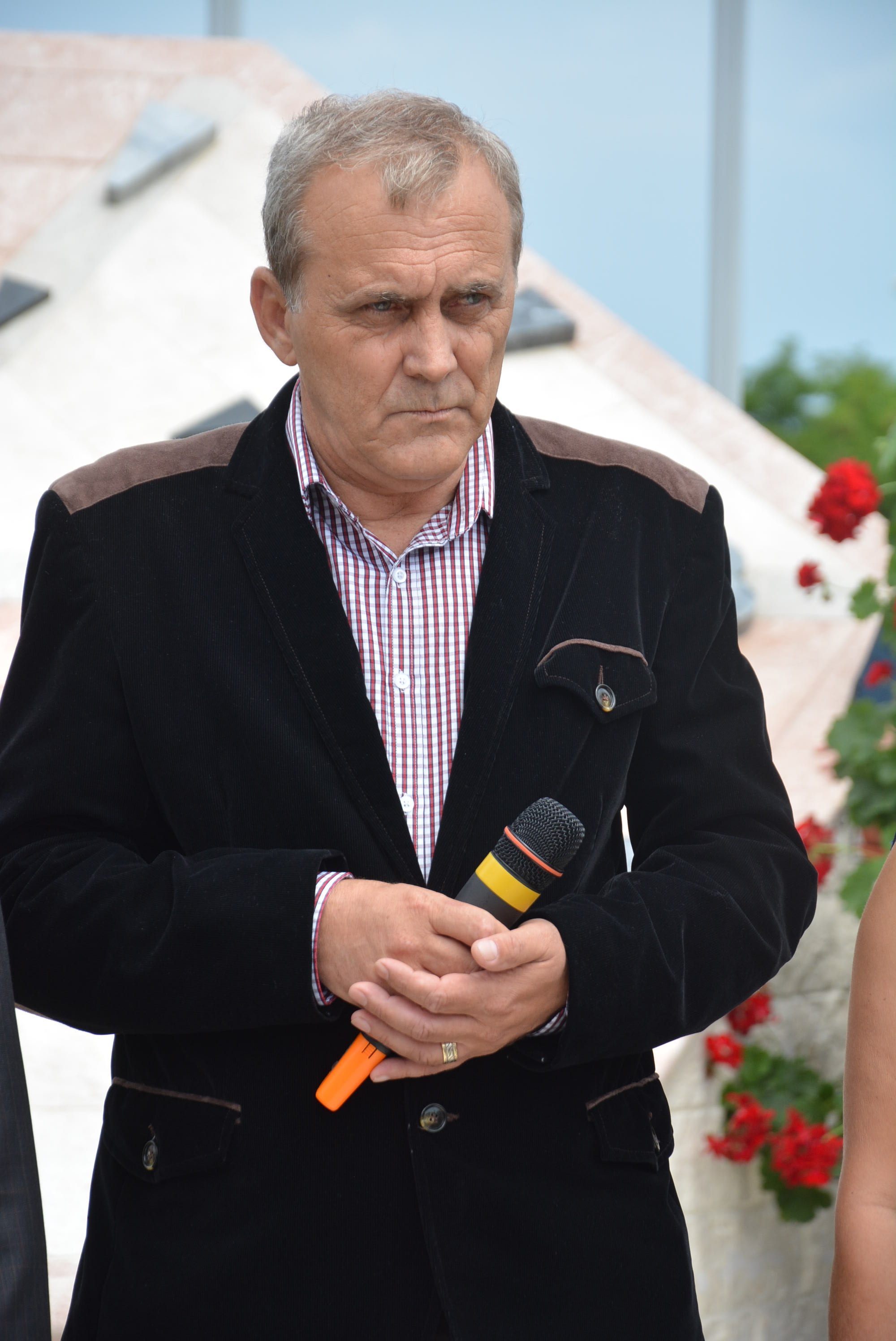 MESAJUL DE 8 MARTIE AL PRIMARULUI ORAŞULUI MIOVENI