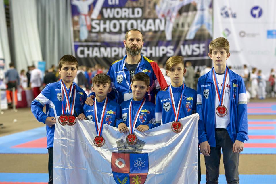 Karatiştii din Mioveni, medaliaţi la Campionatul Mondial