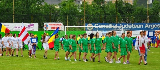 MIOVENI: START ÎN CAMPIONATUL NAȚIONAL DE OINĂ