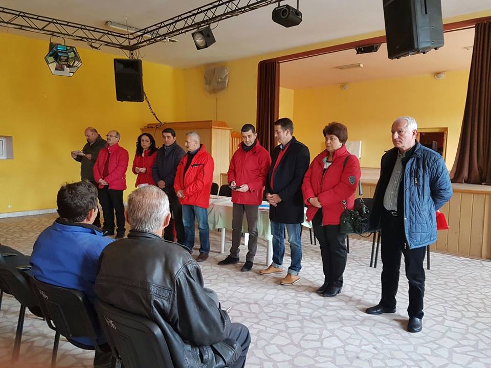 Candidaţii PSD Argeş, alături de oameni