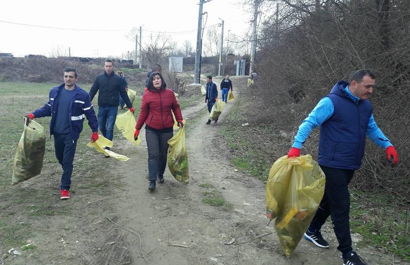 Cetăţenii din Mioveni sunt așteptați, sâmbătă, la o nouă campanie de ecologizare