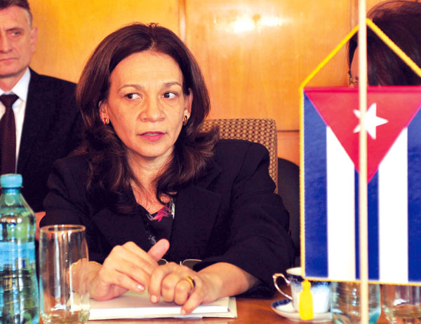 Ambasadoarea Cubei, la Primăria Piteşti