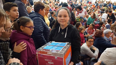 RAMPĂ PENTRU PETRUŢ!”, SPECTACOLUL CARITABIL CARE A STRÂNS LACRIMI ŞI BANI