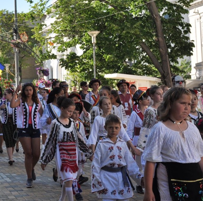2 Mai – Ziua Nationala a Tineretului sub deviza ,,De doua ori mai tanar’’