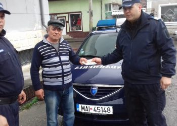 Un argeșean și-a uitat banii și cardul la bancomat. Vezi ce s-a întâmplat!