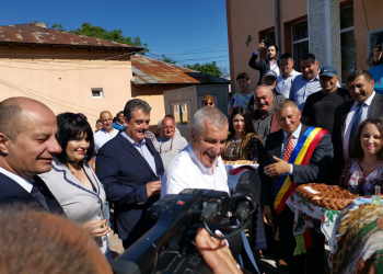 Primarii din Oarja și Dragoslavele, cu sufletul alături de ALDE și Călin Popescu Tăriceanu