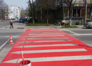 Atentie, soferi! O nouă trecere de pietoni înălțată la Pitești