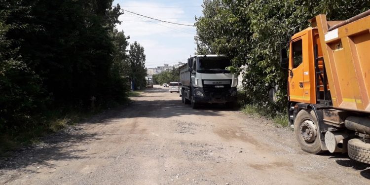 Asfaltare pe strada Lânăriei Vechi