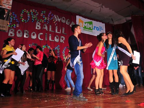 Petrecerile pentru balurile bobocilor, doar în localuri avizate ISU