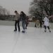 Se montează patinoarul din Trivale
