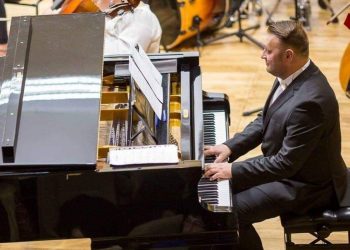 Filarmonica Pitești, în concert de Crăciun de la Ștefănești
