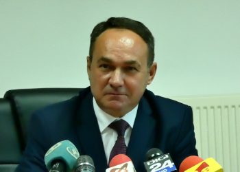 Şeful Poliţiei Argeş, pe făraş?