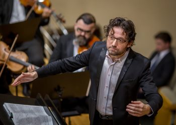Pianistul Toma Popovici revine la Filarmonica Pitești
