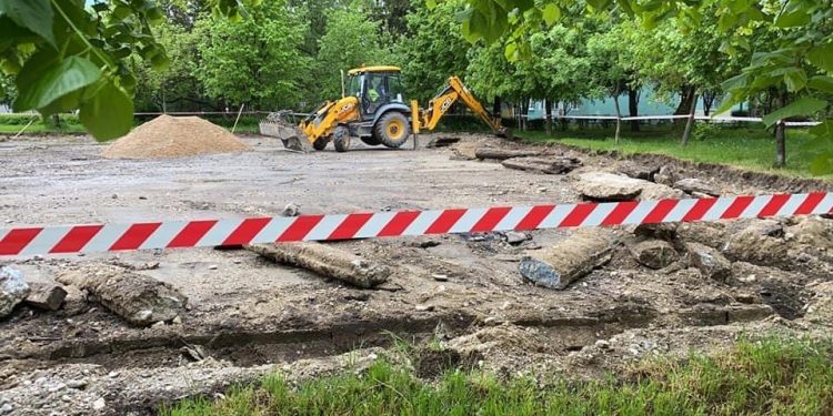 Lucrările la baza sportivă „San Siro” din Pitești au început