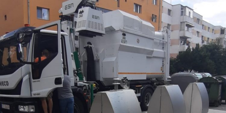 Containere îngropate pentru gunoi la Pitești