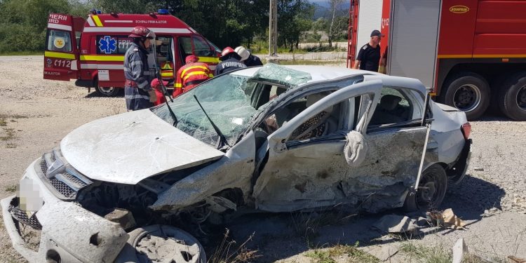 Accident rutier în Arges! Persoana încarcerată