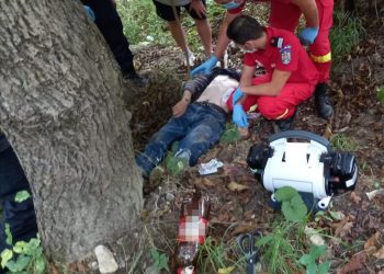 Bărbat găsit mort într-un șanț