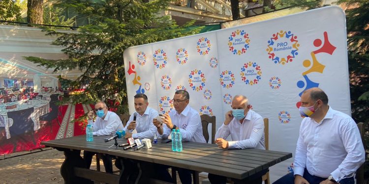 Victor Ponta, la Pitești: „Le urez mult succes candidaților Dumitru Grecu (CJ) și Liviu Stancu (Primăria Pitești)”