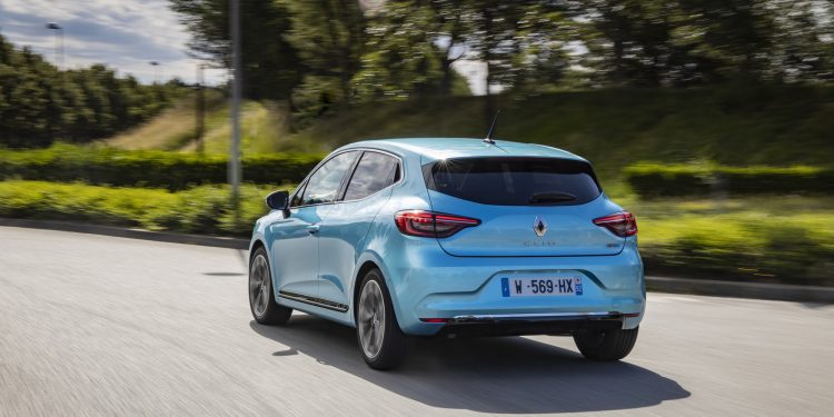 RENAULT CLIO E-TECH HYBRID ESTE DISPONIBIL  ÎN ROMÂNIA