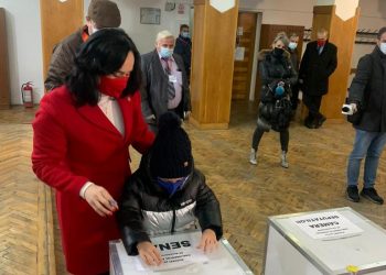 VIDEO/ Simona Bucura Oprescu: “ Am votat pentru o Românie a grijii pentru sănătatea oamenilor”