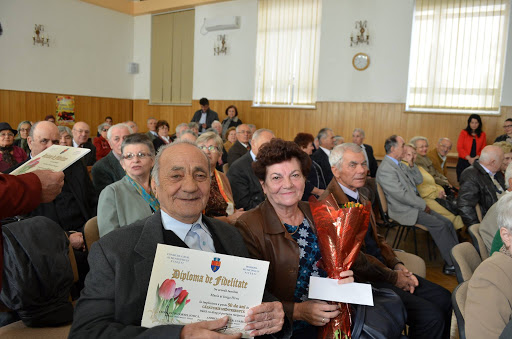 Noi cupluri premiate de Primăria Pitești