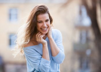 Cum exprimi feminitatea natural, în câțiva pași simpli