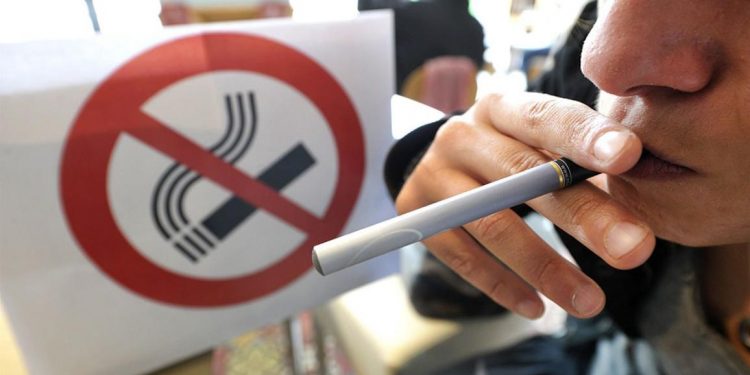 Bar în care se fuma, „călcat” de polițiștii locali