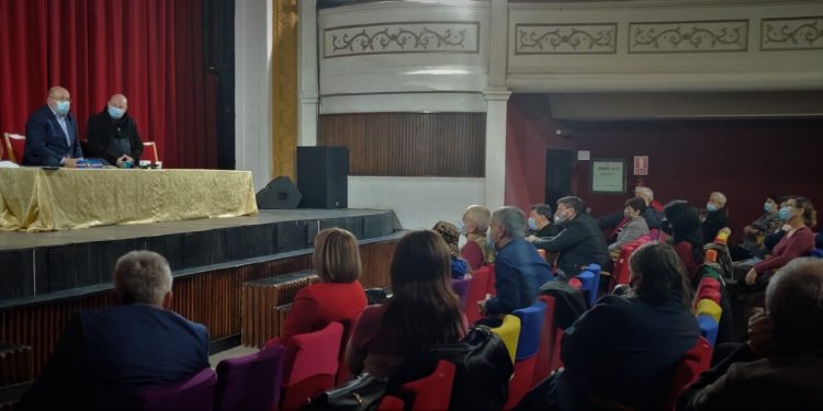 Cotimanis, director încă două luni la Teatrul „Davila”. Apoi, concurs!