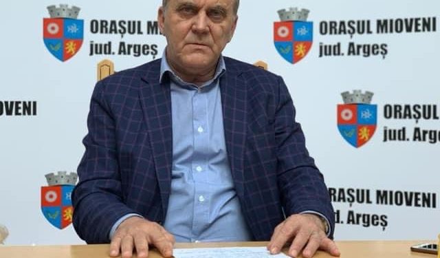 Ion Georgescu: Sărbători luminate și multă sănătate!