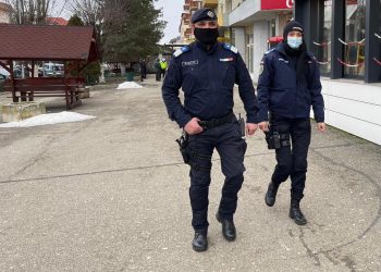 ARGEȘ: Administratorii a 3 restaurante au fost amendaţi