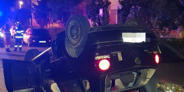Un șofer beat a avariat patru mașini