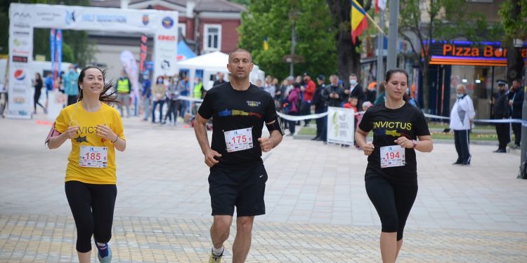 PNL ARGEȘ A SUSȚINUT PRIMUL MARATON DESFĂȘURAT ÎN PITEȘTI ÎN TIMPUL PANDEMIEI