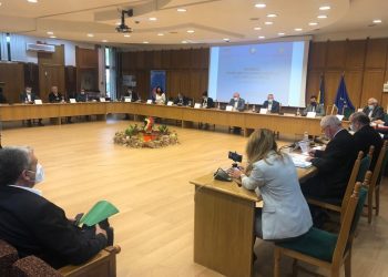 Întâlnire a reprezentanților mediului de afaceri cu parlamentarii și conducerile CJ Argeș și Primăriei Pitești