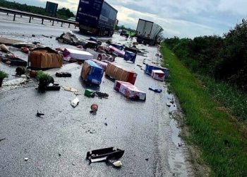 Accident grav, între două TIR-uri, pe autostrada A1 Bucureşti – Piteşti.O persoana a murit dupa impactul violent