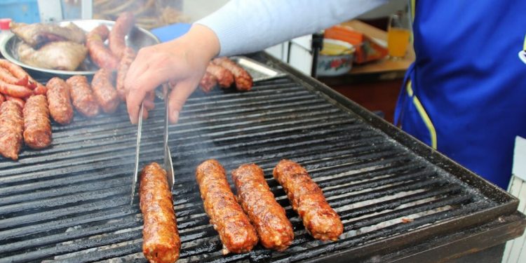 ANPC a oprit temporar activitatea a patru operatori economici de la Deduleşti