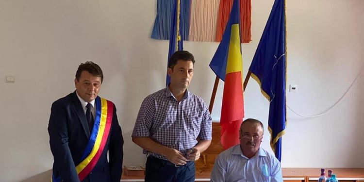 Marius Nicolae Manole a depus jurământul de primar al comunei Aninoasa