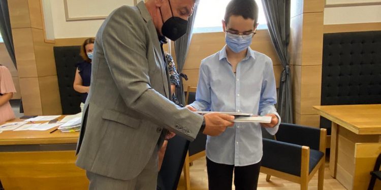 Municipiul Pitești își premiază olimpicii!