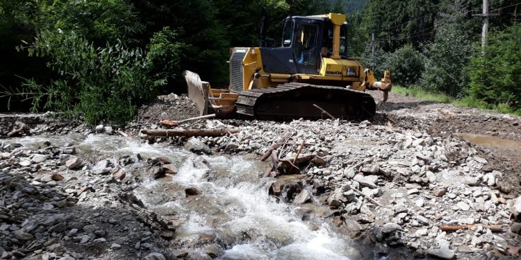 Drumul local Valea lui Ivan – Pecineagu (din administrarea ABA Argeș Vedea) a fost deblocat