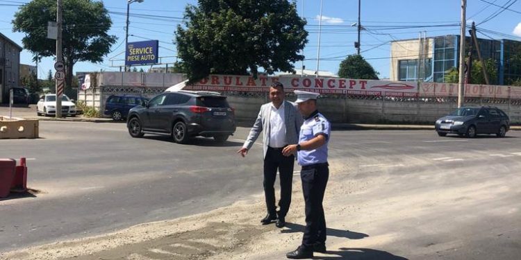 Tofan somează o firmă de construcții să curețe domeniul public