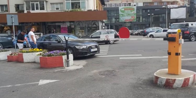 „Bombardierii” au blocat trecerea de pietoni de la Prefectură!