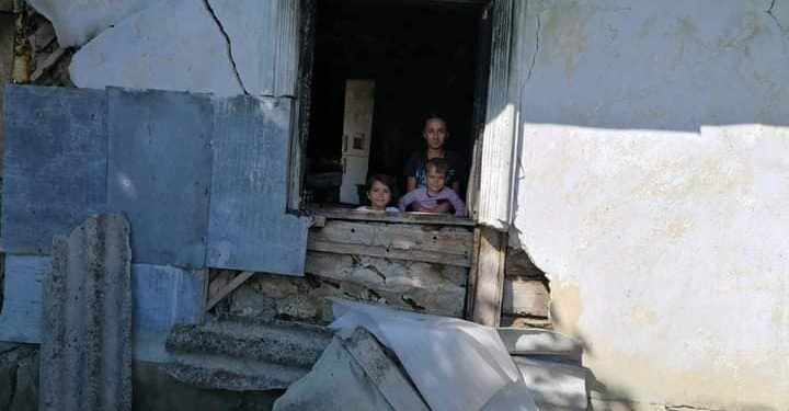 Drama unei familii din Hârsești: casa le-a fost mistuită de flăcări. Acum au nevoie de ajutor