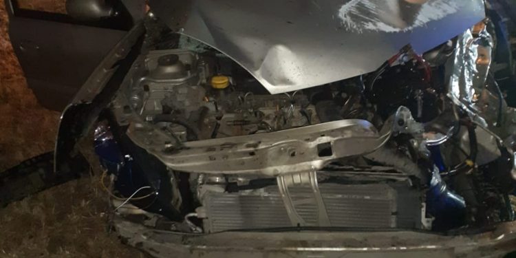 Beat, un tânăr s-a răsturnat cu mașina pe autostradă!