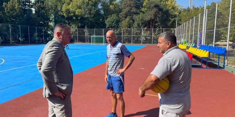 San Siro – teren de sport multifuncțional reamenajat, deschis publicului!
