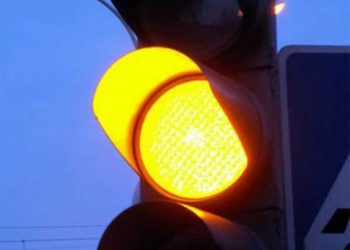 Un nou semafor va fi montat pe strada Vasile Pârvan