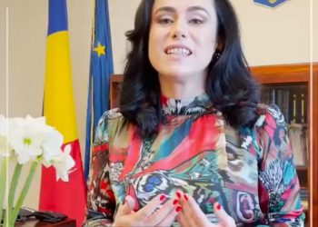 Simona Bucura Oprescu, deputat PSD Argeș:  „Vă doresc sărbători de iarnă cu tihnă și bucurii și un an 2022 cu sănătate și împlinire!” (VIDEO)
