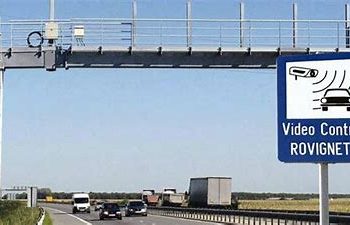 Lovitură pentru șoferi: Ministerul Transporturilor propune majorarea amenzilor pentru lipsa rovinietei